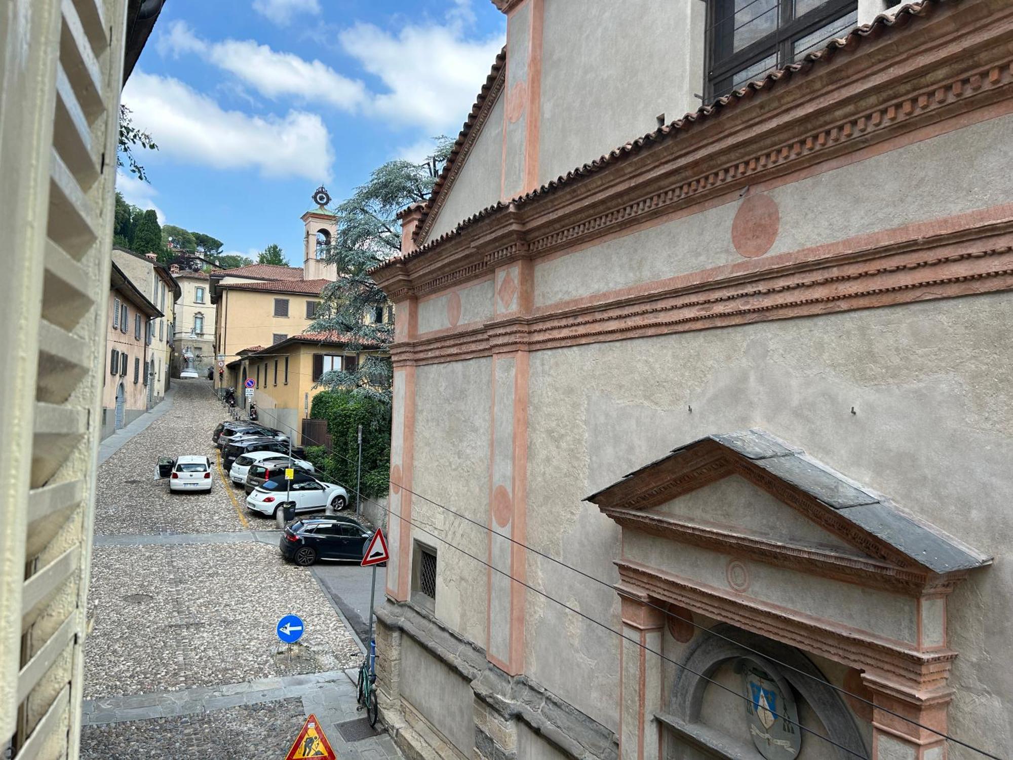 Alessandro 82 - Immobili E Soluzioni Rent Bergamo Exterior photo